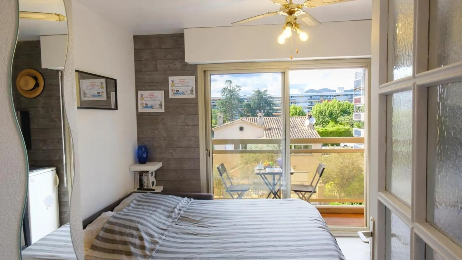 Beautiful Studio With Balcony - Near Beach Sainte-Maxime Apartment